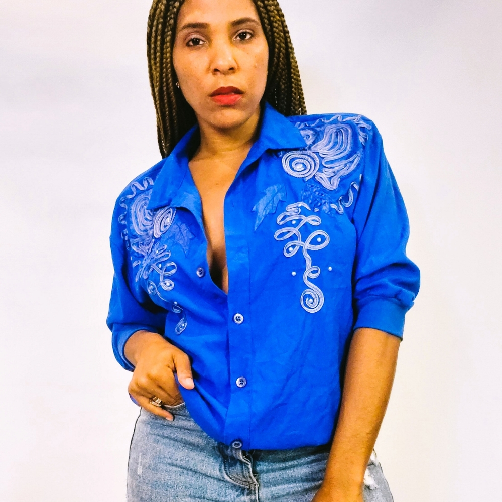 Embroidered Top - Picture 1 of 8